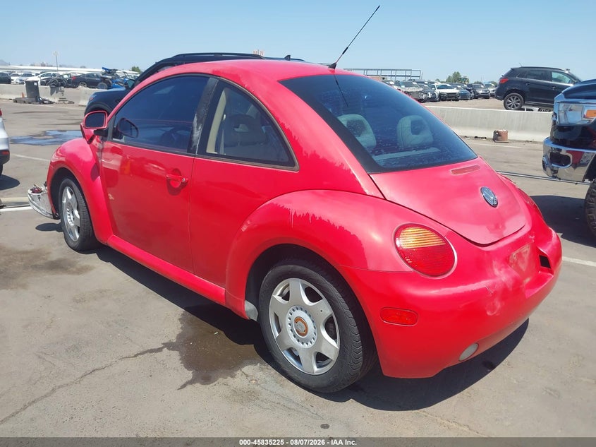 1998 VOLKSWAGEN NEW BEETLE auction photo 3