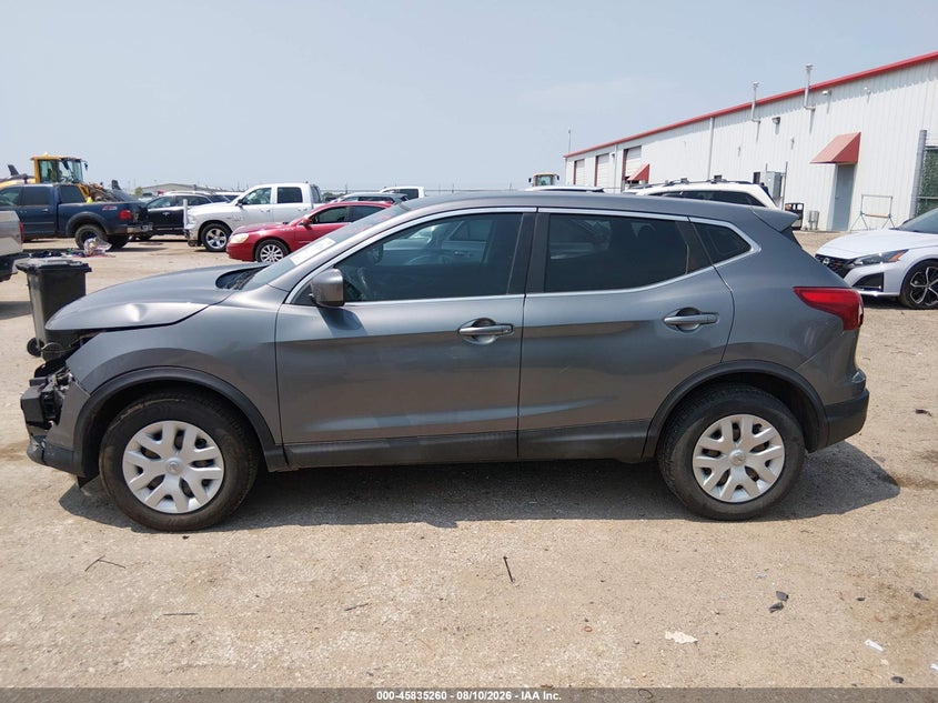 Фото 14 - NISSAN ROGUE SPORT