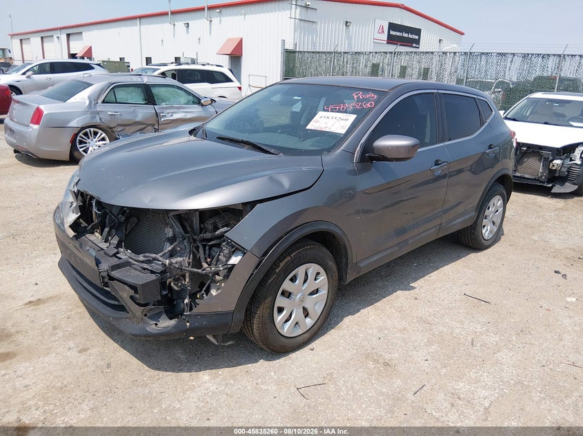 Vin: jn1bj1cp2kw222191, lot: 46334161, nissan rogue sport s 20192