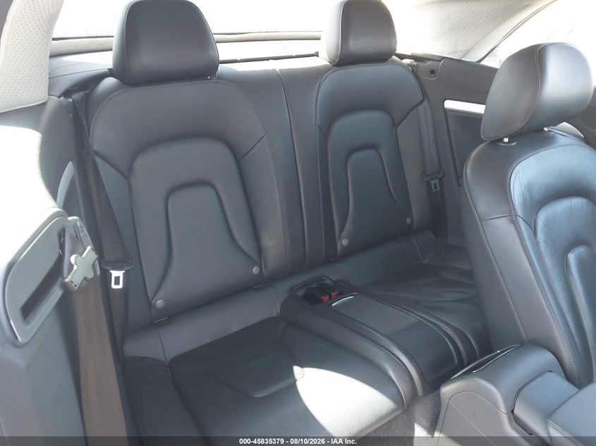 2012 AUDI A5 auction photo 8