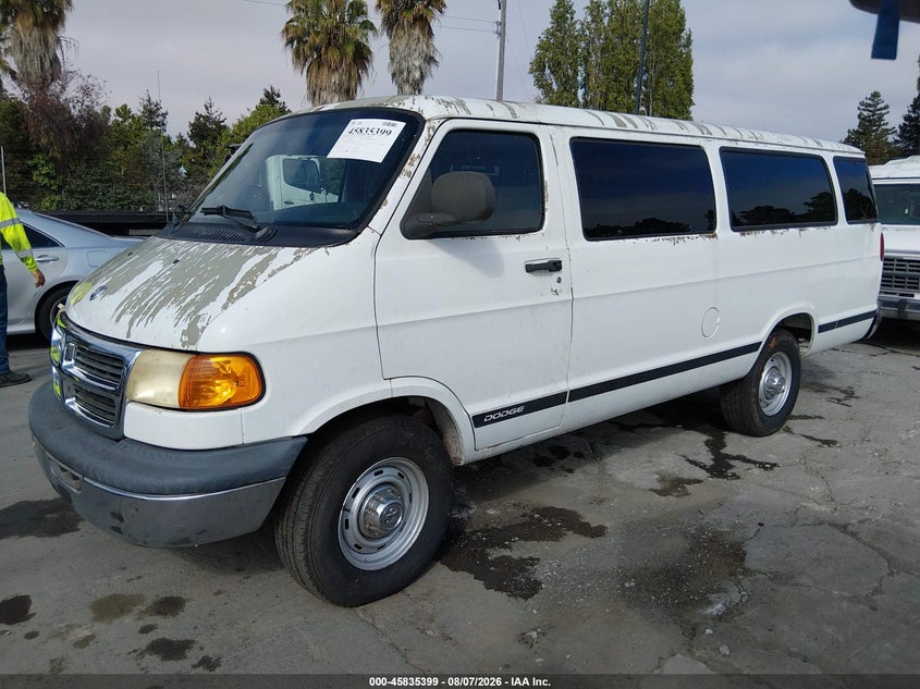 2001 DODGE RAM WAGON 3500 auction photo 2