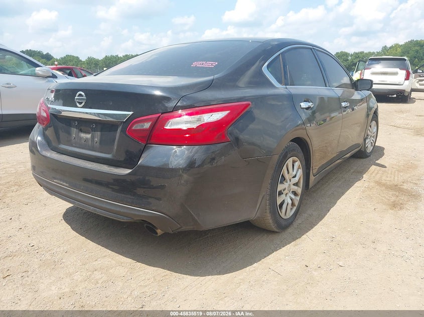 2018 NISSAN ALTIMA auction photo 4
