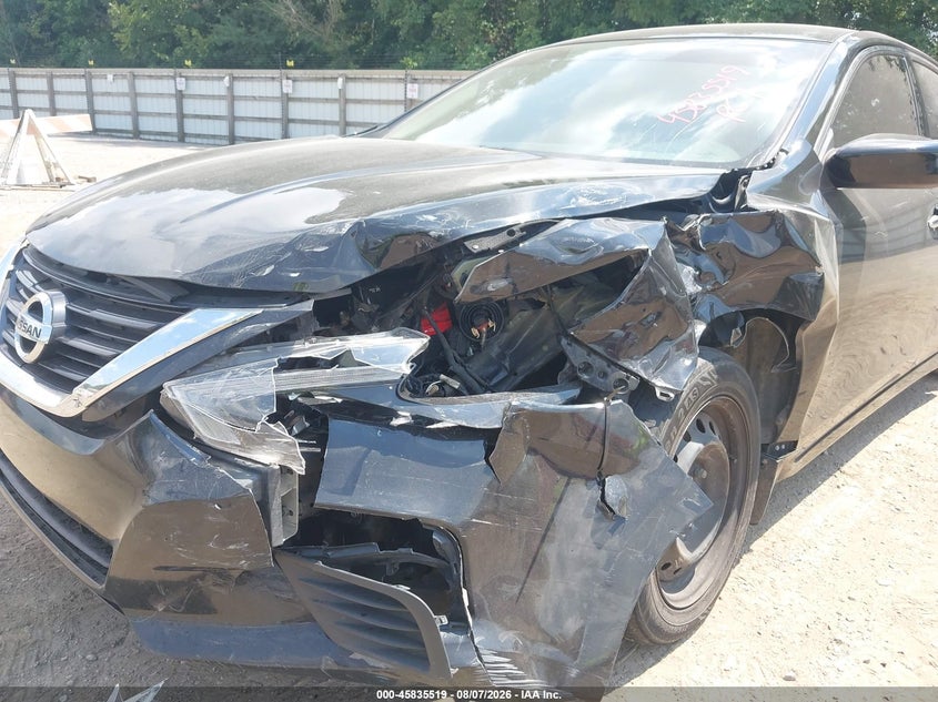 2018 NISSAN ALTIMA auction photo 6