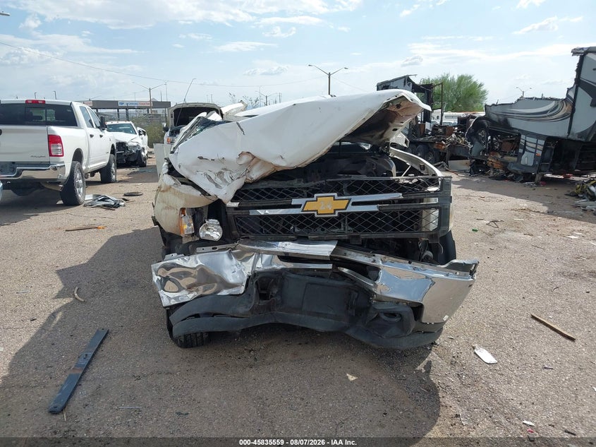 2013 CHEVROLET SILVERADO 2500HD auction photo 6