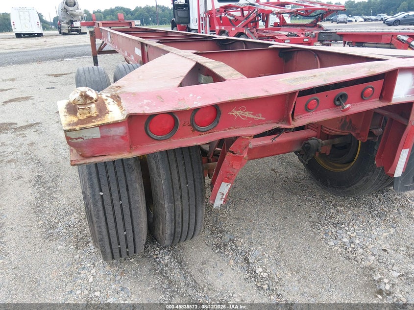 1985 FRUEHAUF CONTAINER CHASSIS auction photo 6