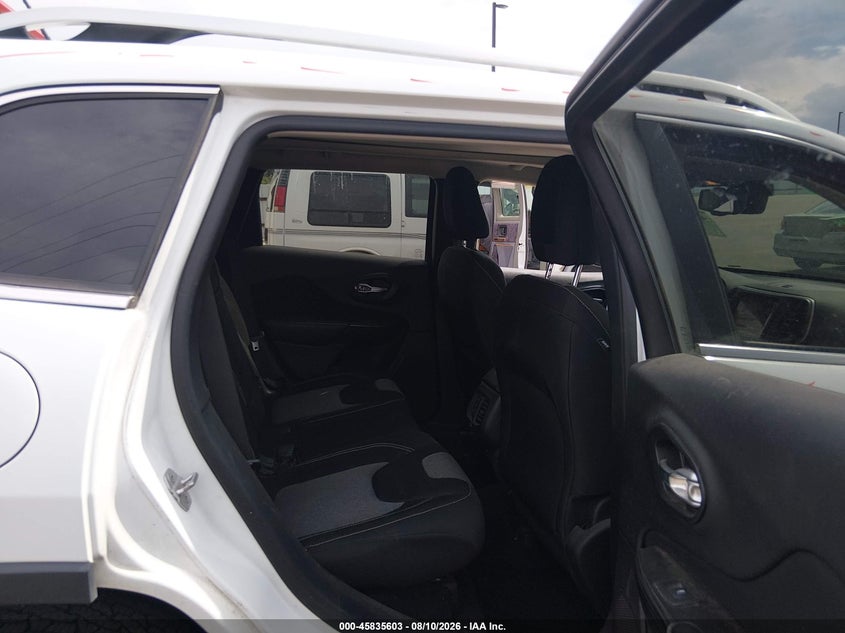 2014 JEEP CHEROKEE auction photo 8