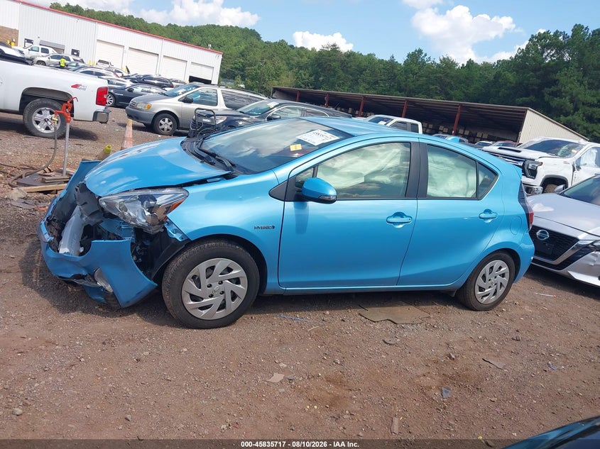 TOYOTA PRIUS C - zdjęcie 14