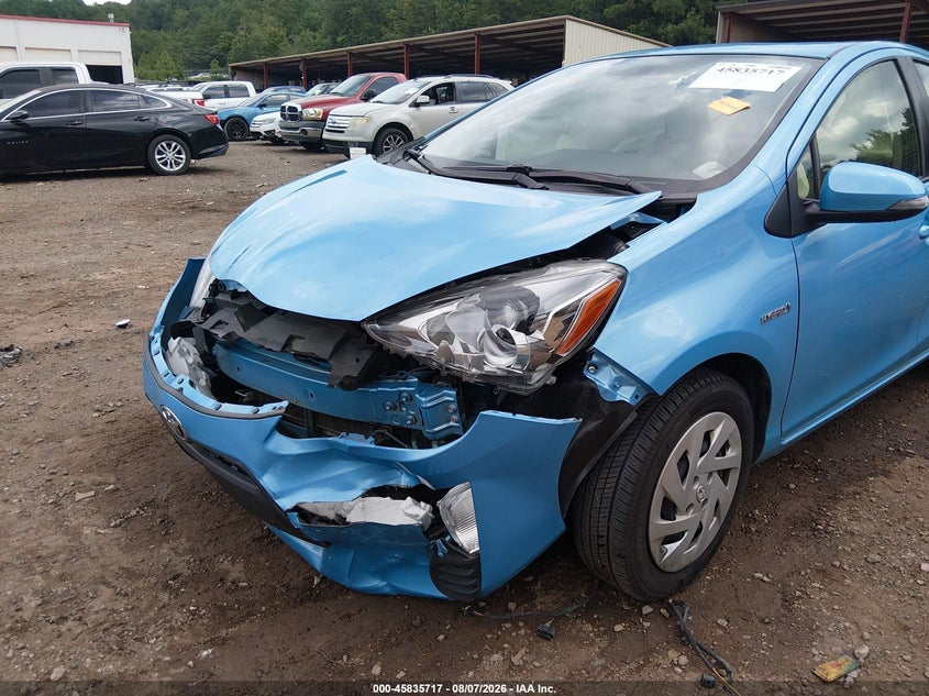 TOYOTA PRIUS C - zdjęcie 18