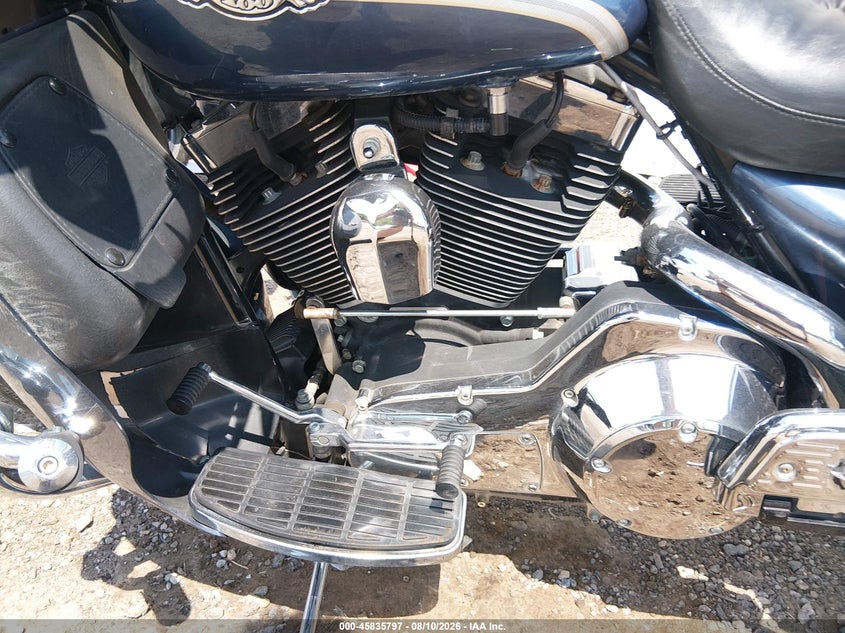 HARLEY-DAVIDSON FLHTCUI 2003