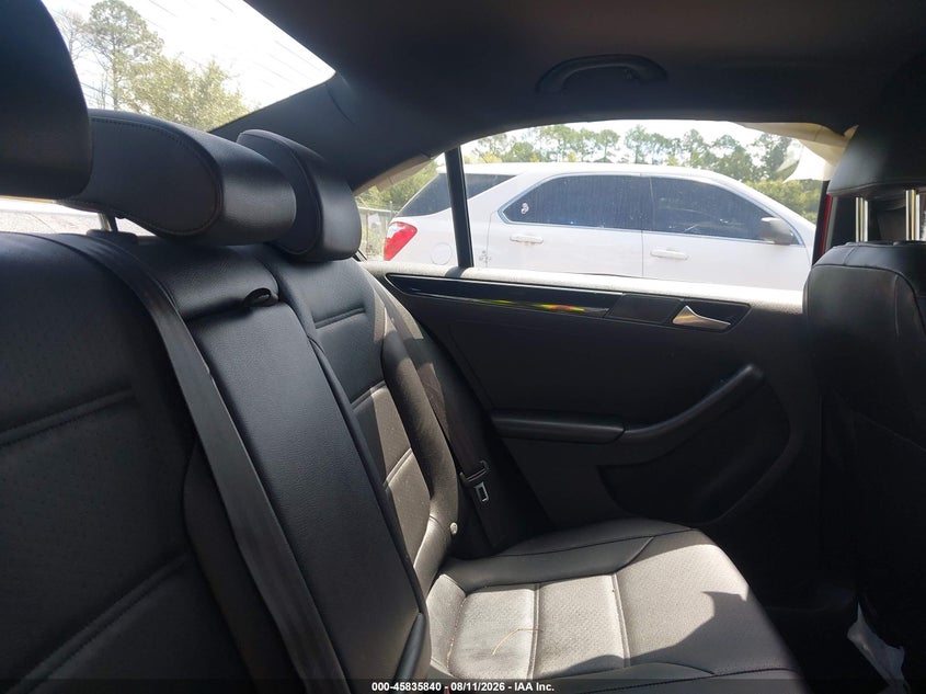 VOLKSWAGEN JETTA 2018 VIN 3VWD17AJXJM221051