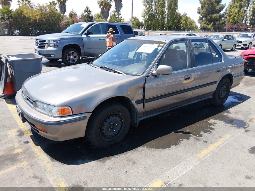 1992 HONDA ACCORD auction photo 2