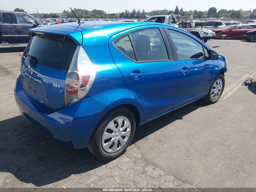 Vin: jtdkdtb34e1082290, lot: 46334840, toyota prius c two 20144