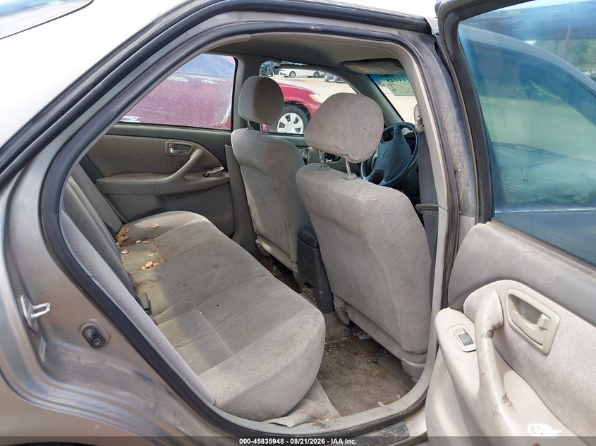 2001 TOYOTA CAMRY auction photo 8