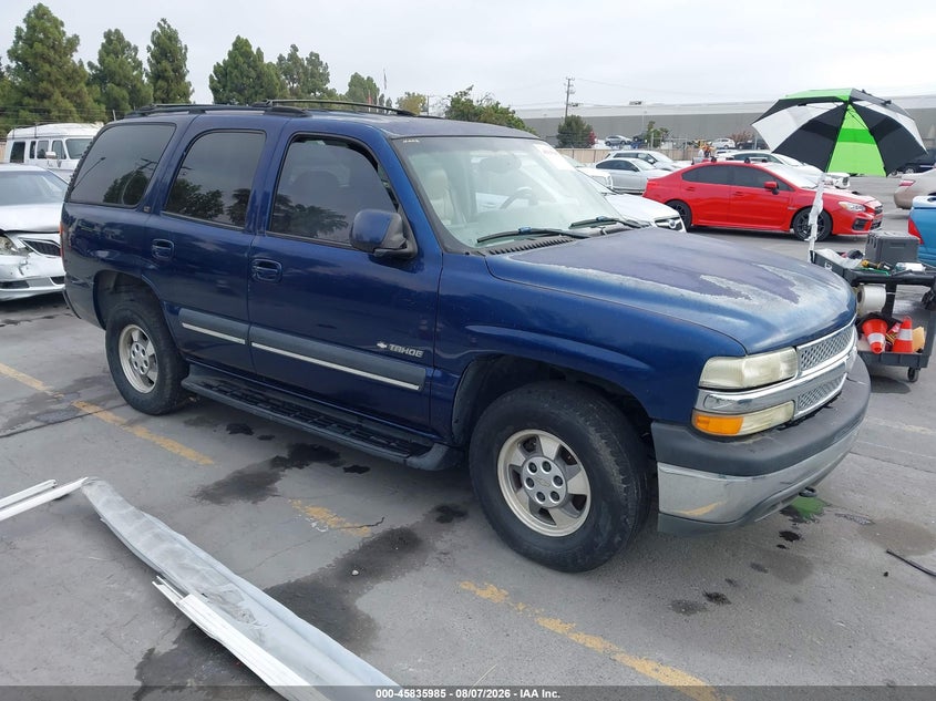 2002 CHEVROLET TAHOE auction photo 1