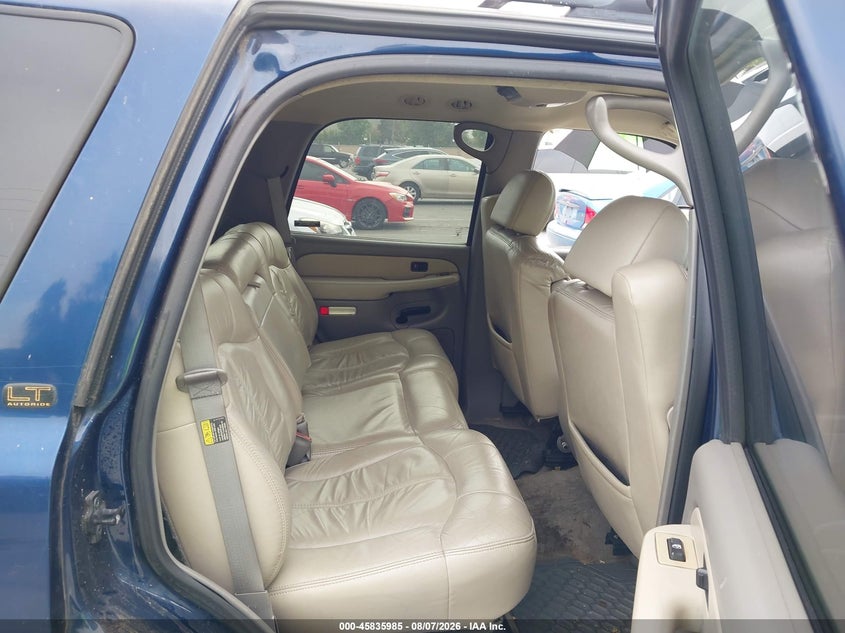 2002 CHEVROLET TAHOE auction photo 8