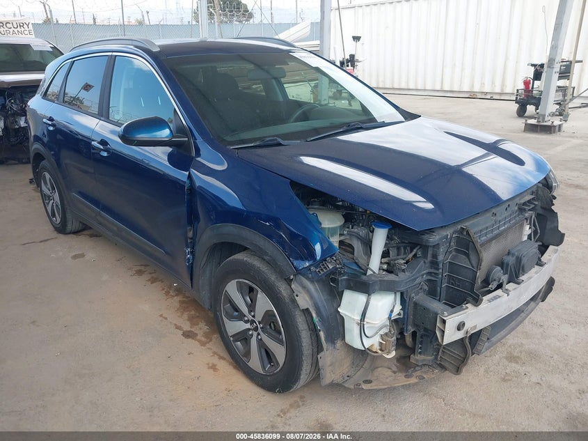 Vin: kndcb3lc2h5059872, lot: 46335000, kia niro lx 2017 img_1