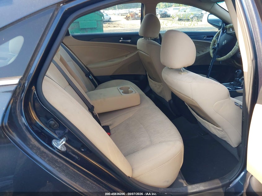 2013 HYUNDAI SONATA auction photo 8