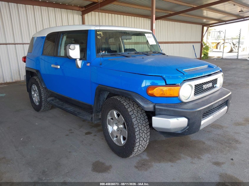 2007 TOYOTA FJ CRUISER auction photo 1