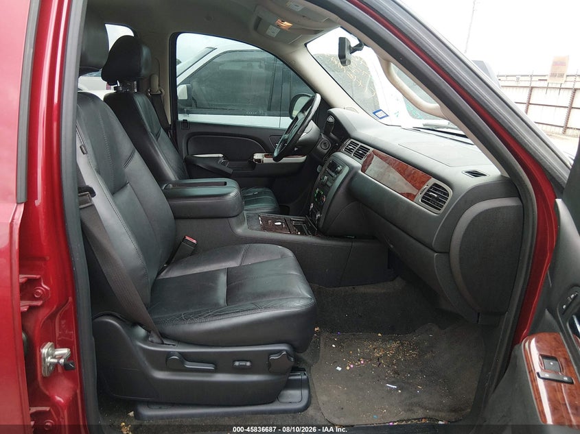 2013 GMC YUKON auction photo 5