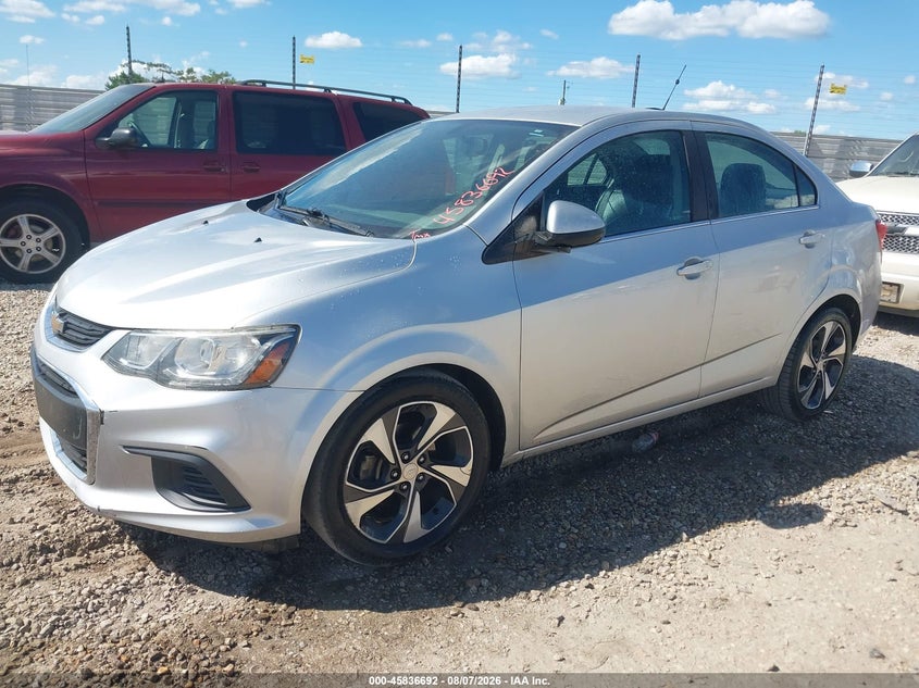 2017 CHEVROLET SONIC auction photo 2