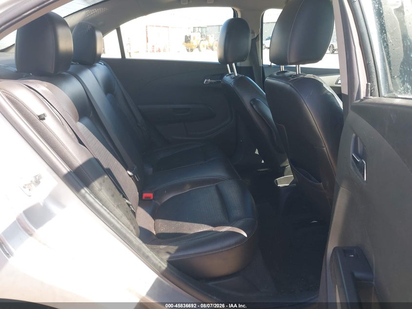 2017 CHEVROLET SONIC auction photo 8