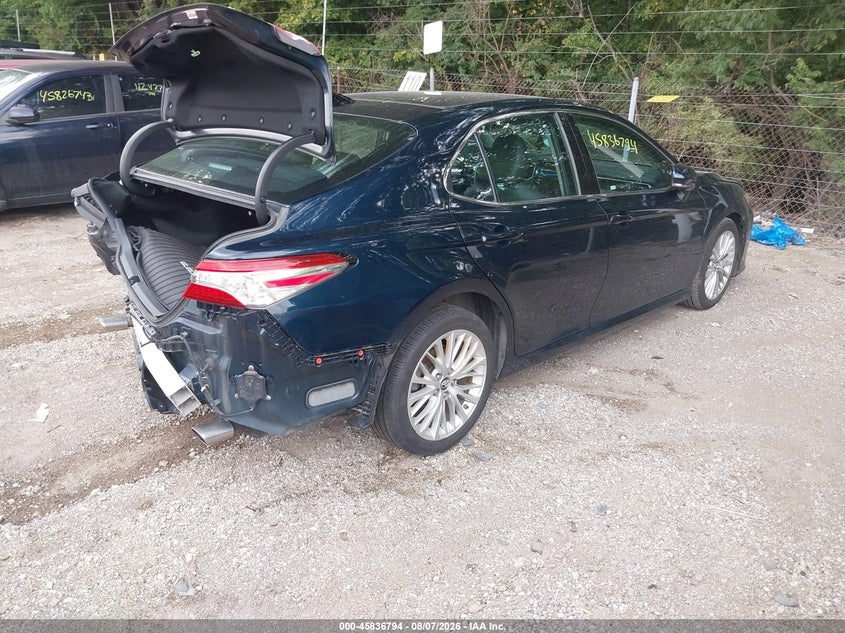 2018 TOYOTA CAMRY auction photo 4