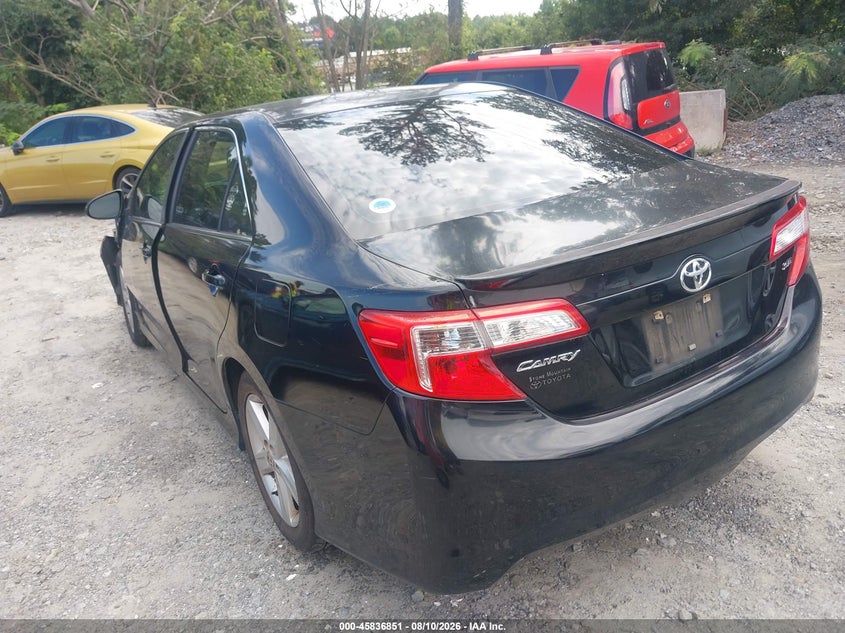 2013 TOYOTA CAMRY auction photo 3