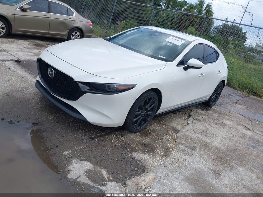 2023 MAZDA MAZDA3 auction photo 2