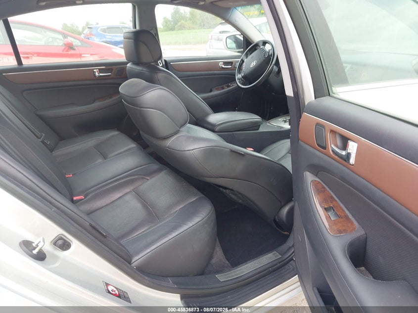 HYUNDAI GENESIS 2009 VIN KMHGC46E29U018498