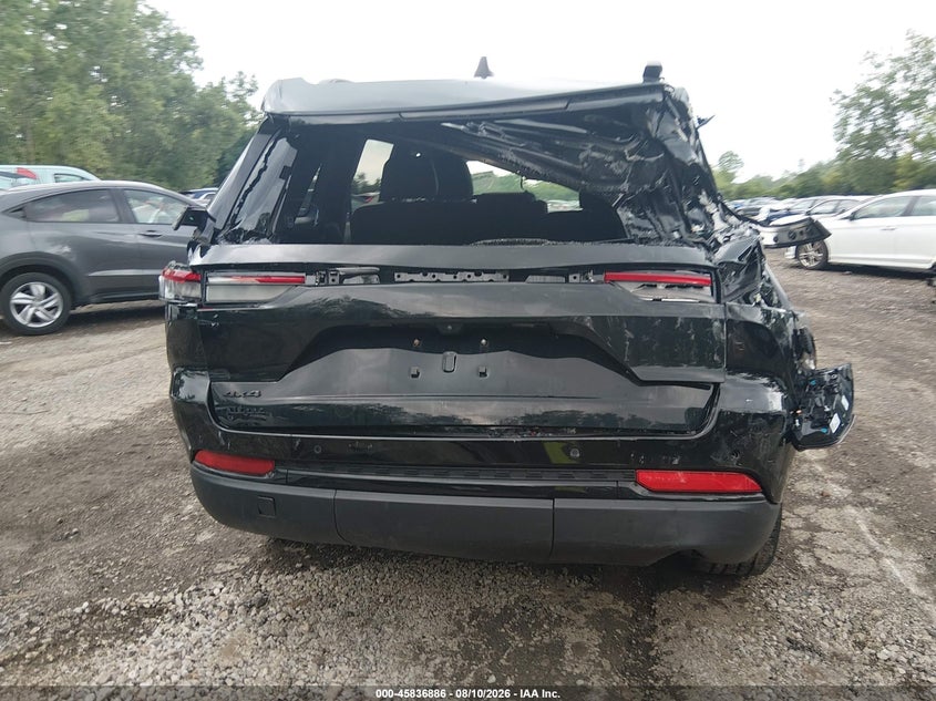 JEEP GRAND CHEROKEE - zdjęcie 17