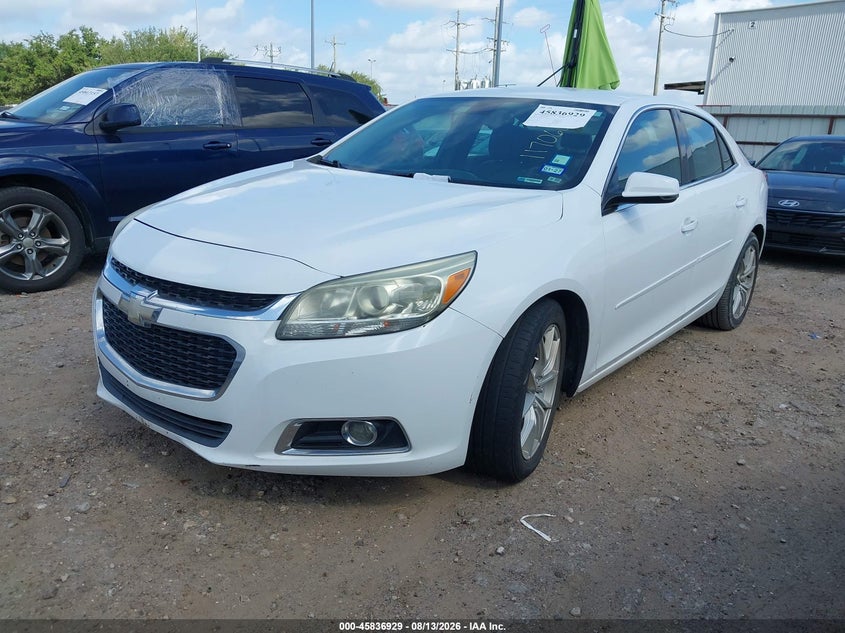 2015 CHEVROLET MALIBU auction photo 2