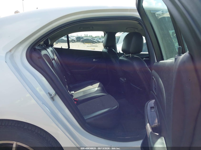 2015 CHEVROLET MALIBU auction photo 8