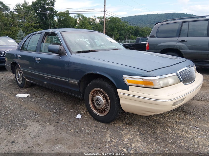 1996 MERCURY GRAND MARQUIS auction photo 1