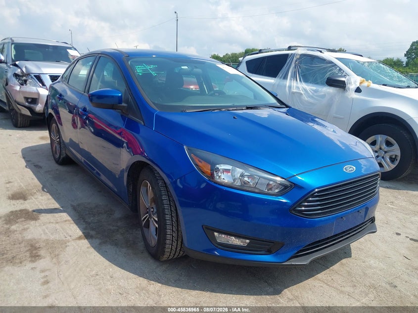 Vin: 1fadp3fe7jl215592, lot: 46335873, ford focus se 2018 img_1