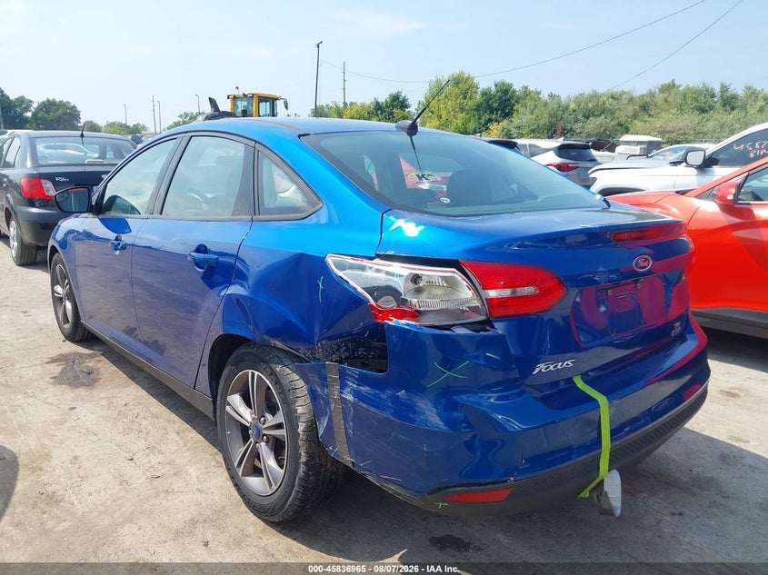 Vin: 1fadp3fe7jl215592, lot: 46335873, ford focus se 20183