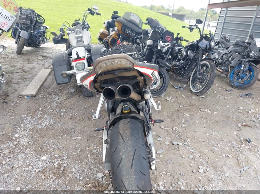 2005 HONDA CBR1000 auction photo 6
