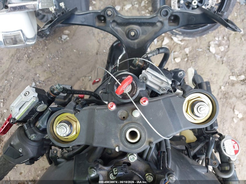 2005 HONDA CBR1000 auction photo 7