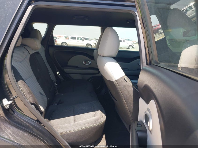 2015 KIA SOUL auction photo 8