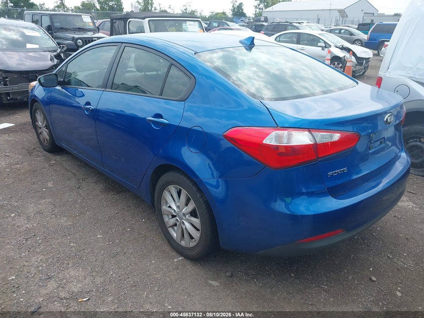 2015 KIA FORTE SEDAN 1.8L I-4 DOHC, VVT, 145HP