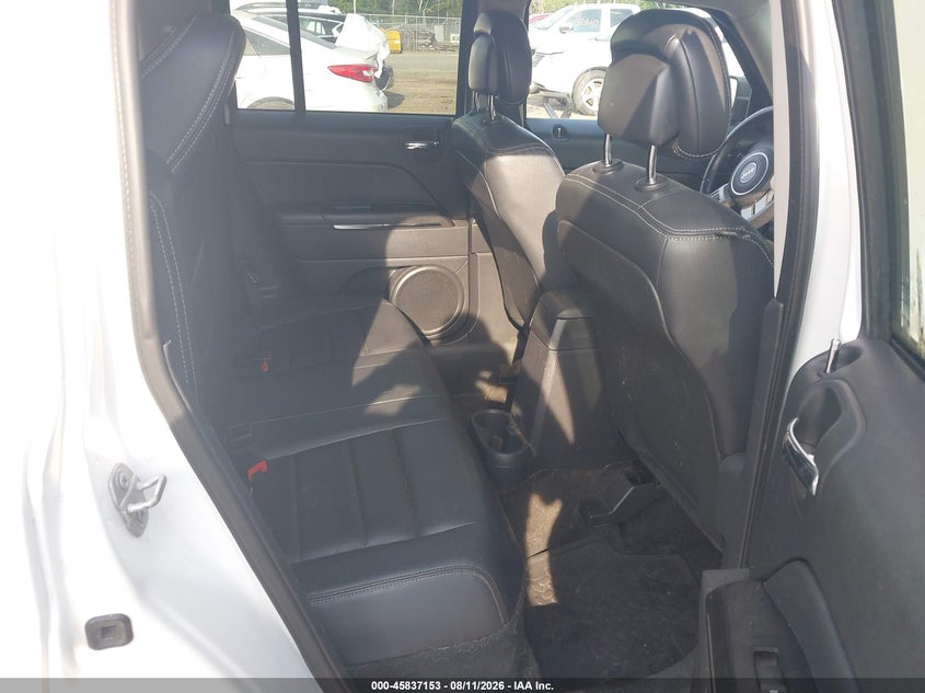 2014 JEEP PATRIOT auction photo 8