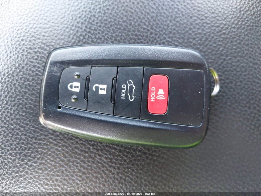 TOYOTA RAV4 - zdjęcie 11