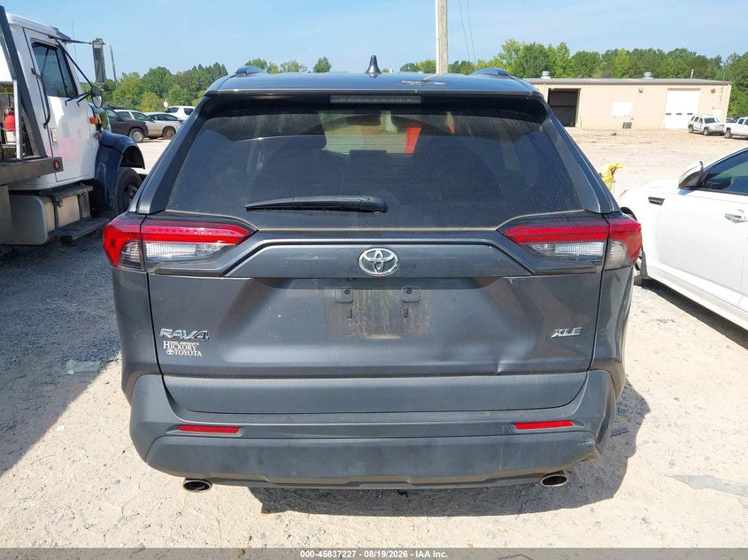 TOYOTA RAV4 - zdjęcie 16