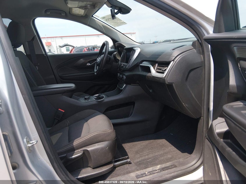 2022 GMC TERRAIN auction photo 5