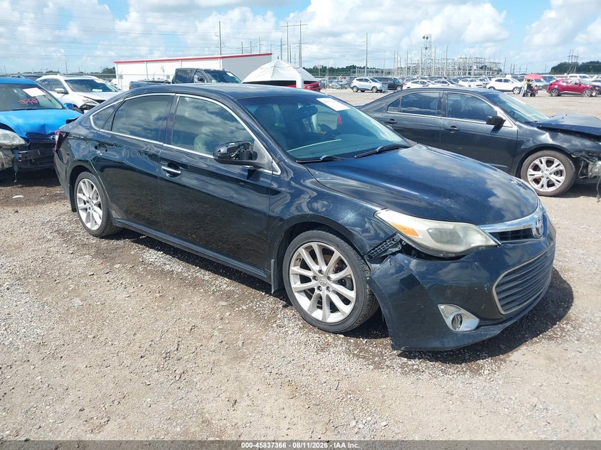 2013 TOYOTA AVALON — zdjęcie z aukcji