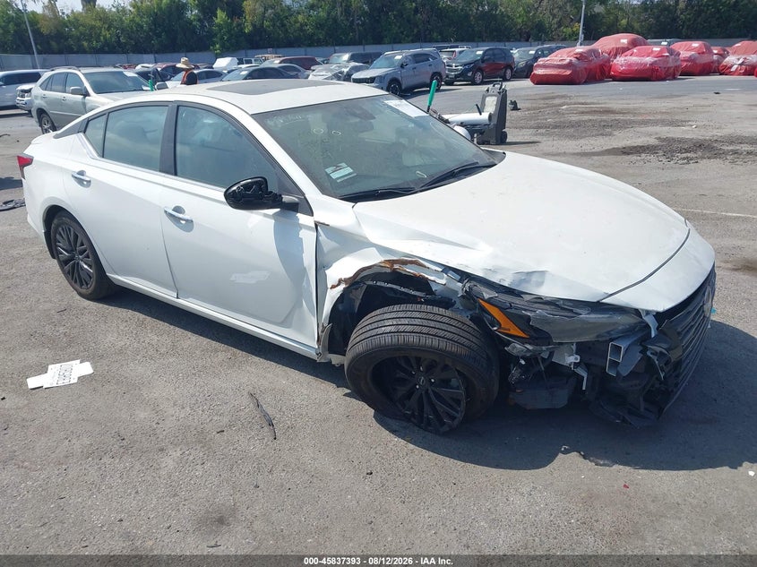 2025 NISSAN ALTIMA auction photo 1