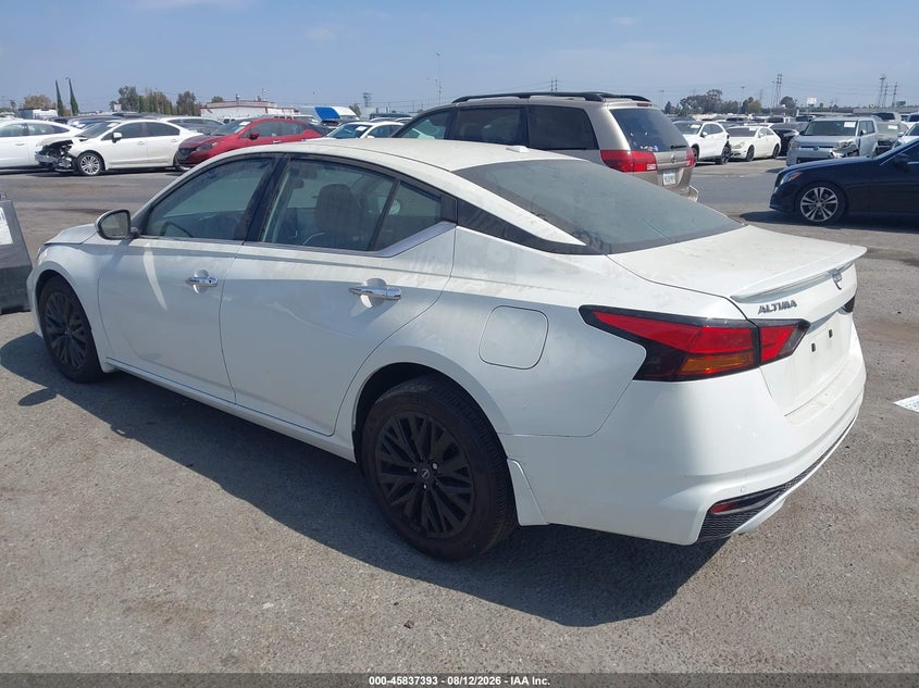 2025 NISSAN ALTIMA auction photo 3