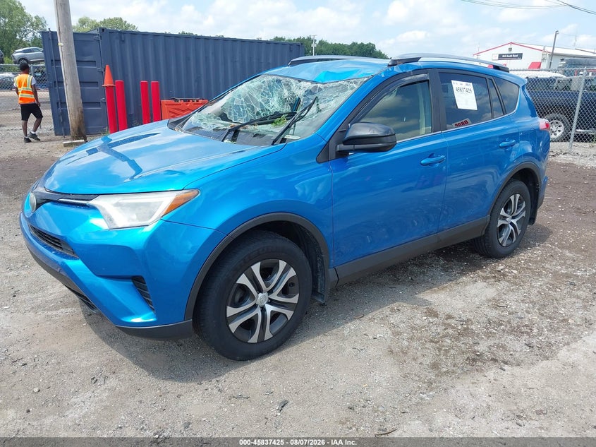 Vin: jtmbfrev5hj704541, lot: 46336333, toyota rav4 le 20172