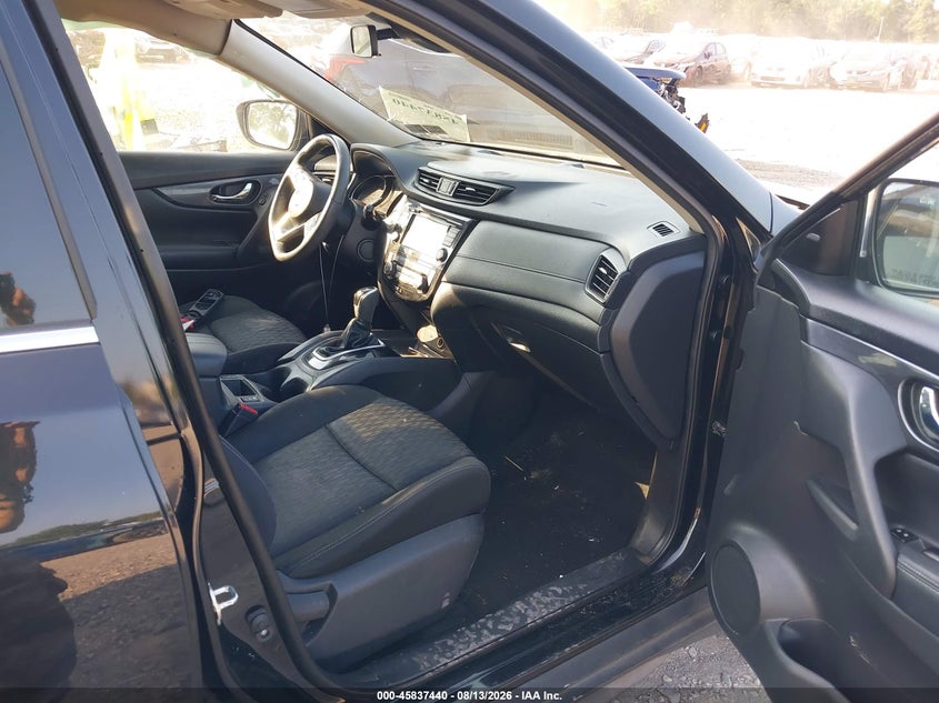 2020 NISSAN ROGUE auction photo 5