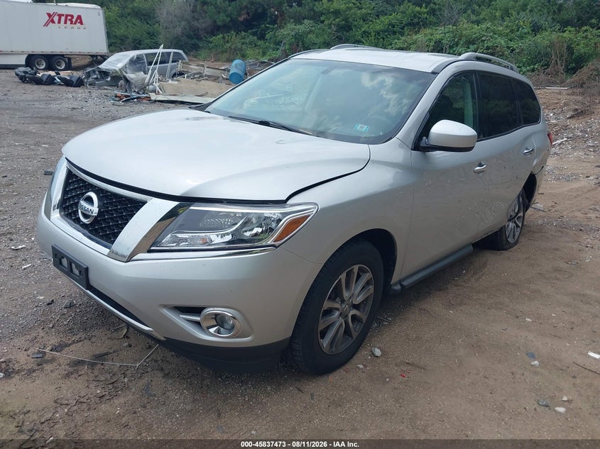 2015 NISSAN PATHFINDER auction photo 2