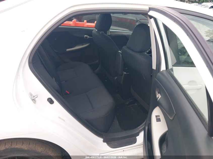 2010 TOYOTA COROLLA auction photo 8